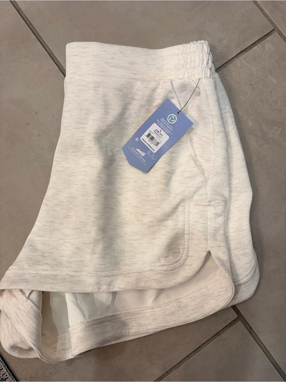 NWT Avia Scuba Shorts | Wheat Heather | Size Large
